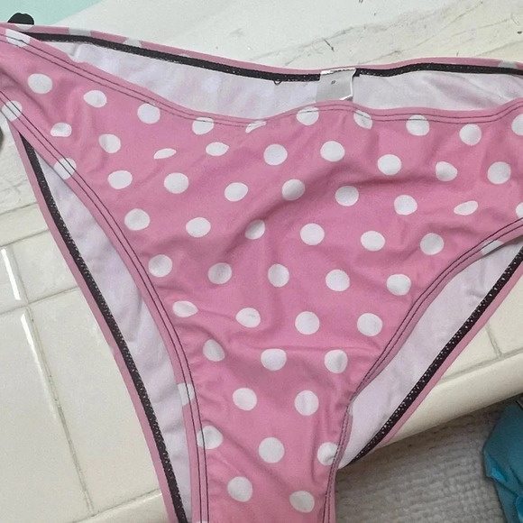 PINK AND WHITE POLKA DOT STRING BIKINI SET SIZE SMALL - Picture 15 of 16